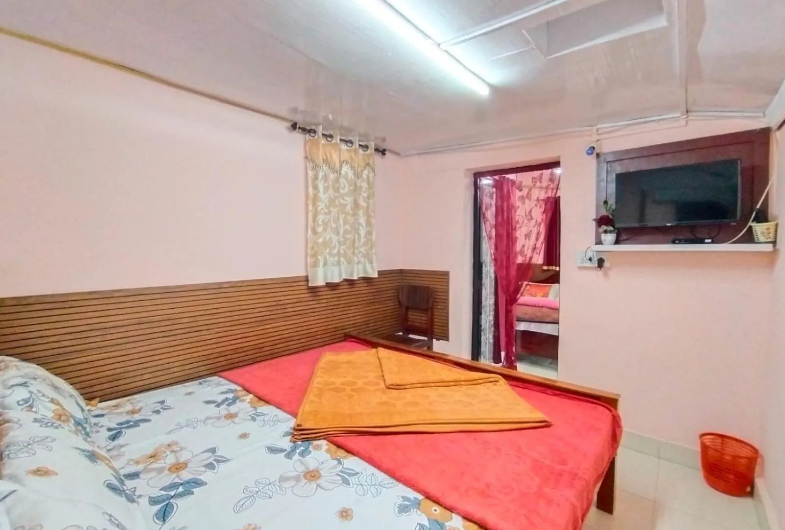 Contacts de Aks Home Stay